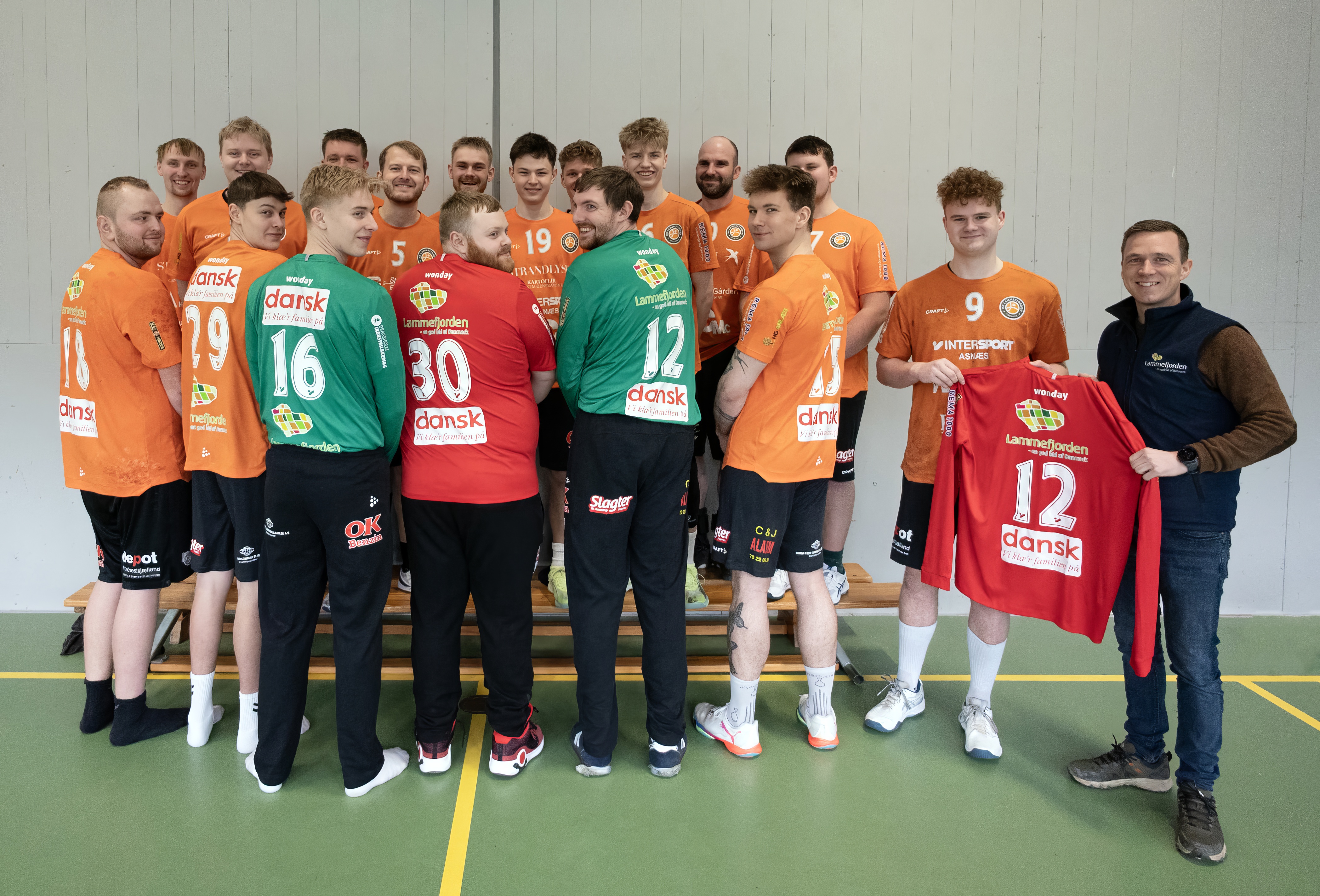 22 år som sponsor for lokal håndboldklub